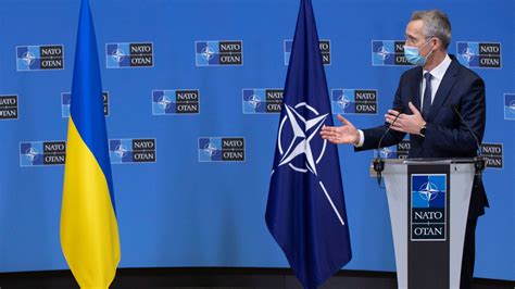 Ukraine renews push for NATO membership
